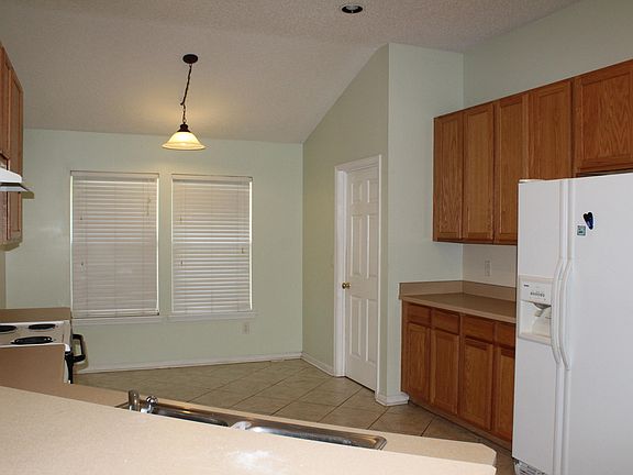 4th image of 3059 Whispering Willow Way