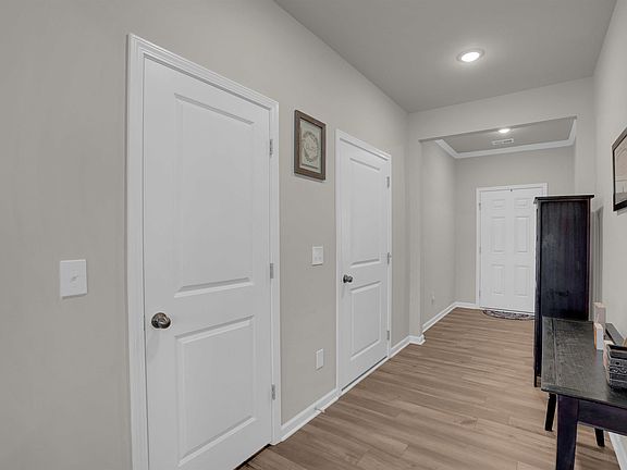 5th image of 120 Federation St