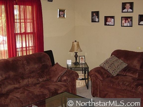 3rd image of 265 Oak Park Dr NE