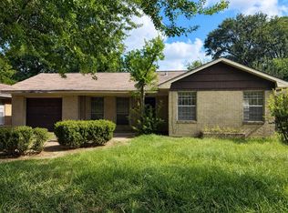 615 Glenburnie Dr, Houston, TX 77022