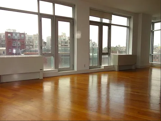 Rented by Loom Group | media 20