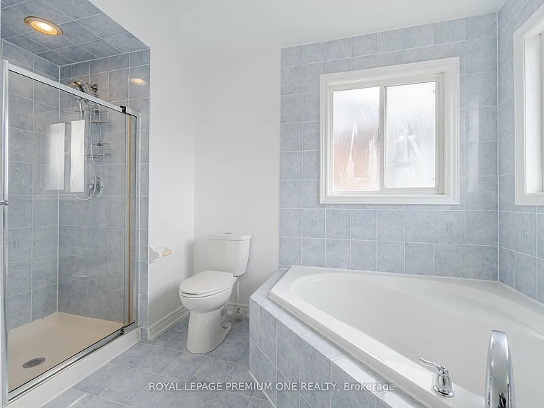 48 Devonwood Dr — Photo 31