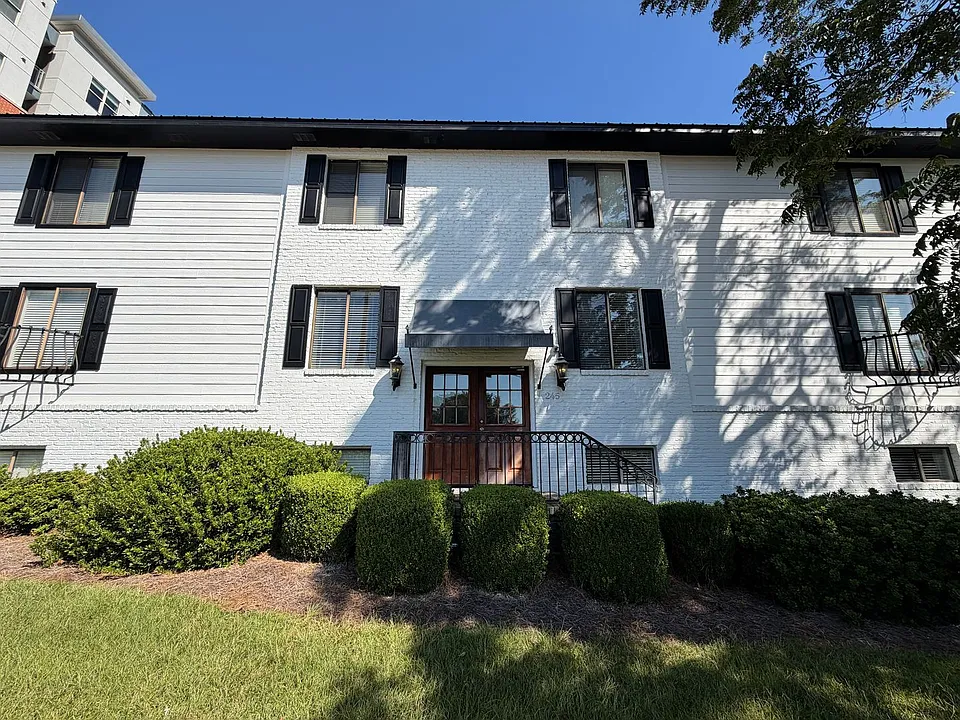 245 E Glenn Ave #A