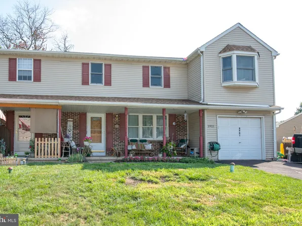 2921 Adams Dr, Hatfield, PA 19440