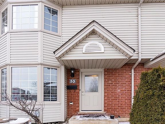 2nd image of 50 Chapman Ct #53