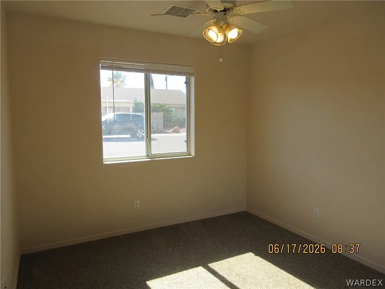 2747 Phoenix Ave — Photo 5