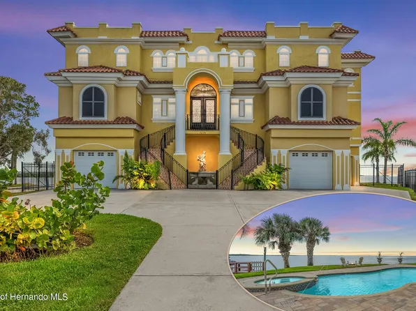 3236 Gulf Winds Cir, Hernando Beach, FL 34607