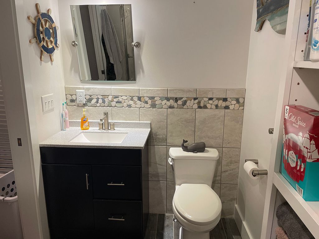1692 Southcreek Rd - Property Image