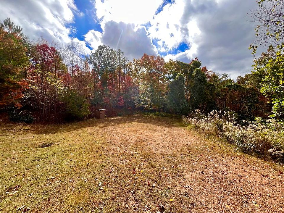 1st image of Deerwood Trl
