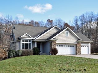 7930 Crabapple Ct NE, Rockford, MI 49341