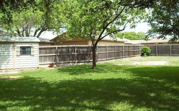 2nd image of 3505 Camellia Dr
