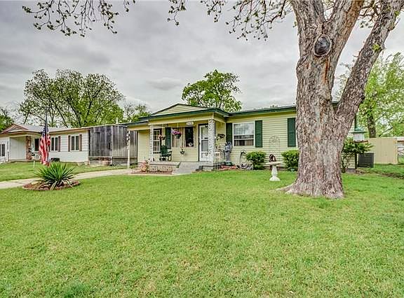 2nd image of 2555 Hearthstone Dr