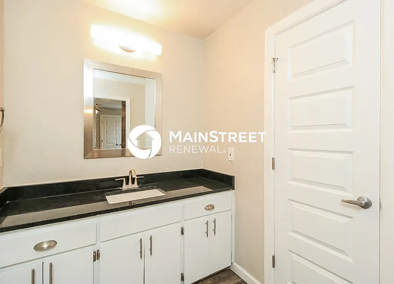 2905 Parkside Dr — Photo 12