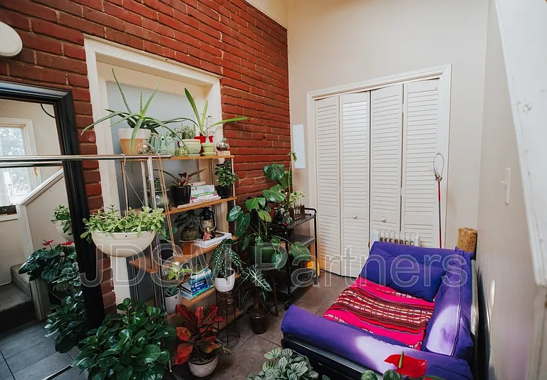 799 Cherry St #1 — Photo 3