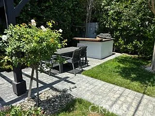 4435 Camellia — Photo 16