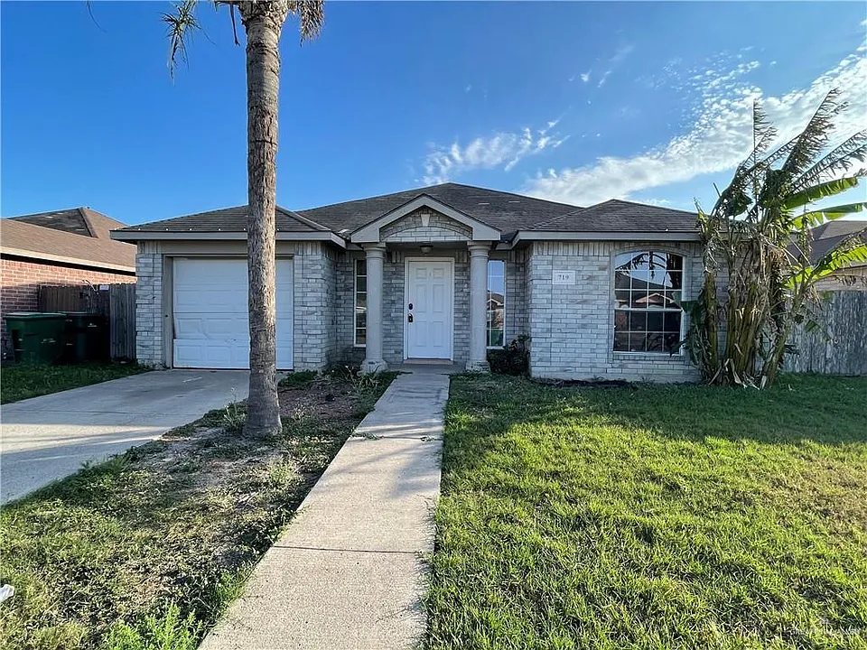 719 Sherryl Ave