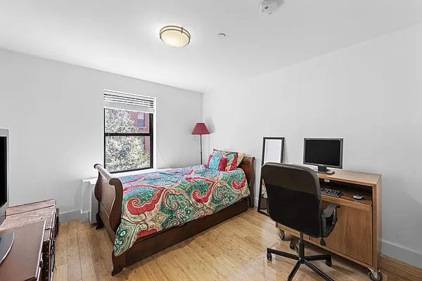 Sold by Douglas Elliman | media 11