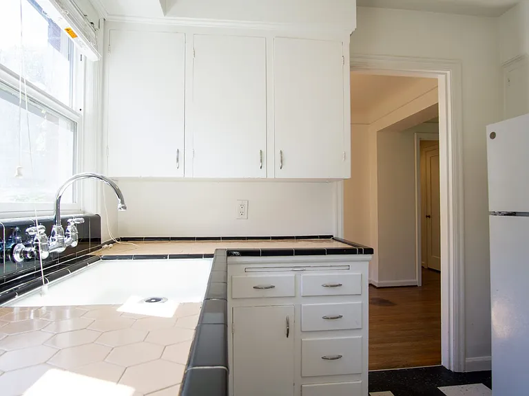 1818 NE 17th Ave #6 — Photo 8