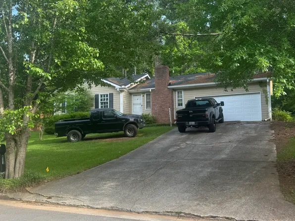 411 Willow Ct SE, Conyers, GA 30094