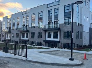 1593 Rose Way #120, Milton, ON L9E 1V8