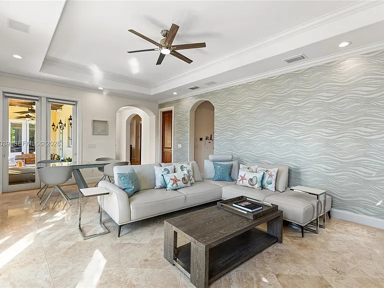 1410 Tagus Ave — Photo 15