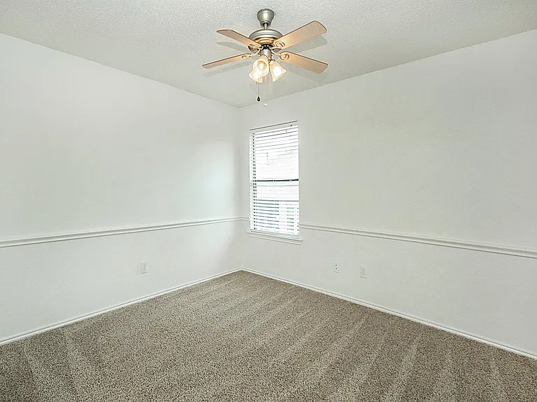 3905 Denham Way — Photo 20