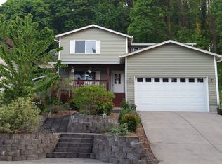 510 W D St, Rainier, OR 97048