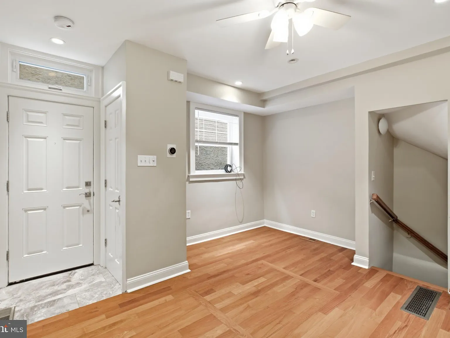 2 bed, 1.0 bath, 800 sqft, $1,650 — Photo 1