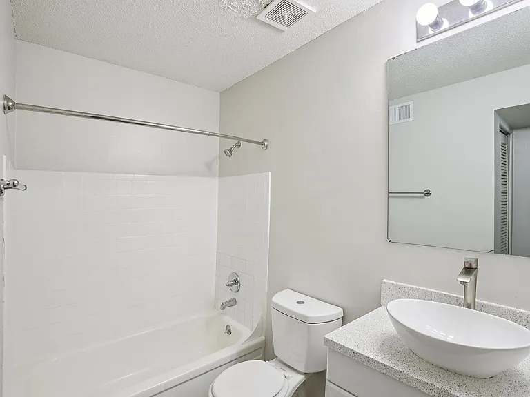 The Wilder Aparments — Photo 14
