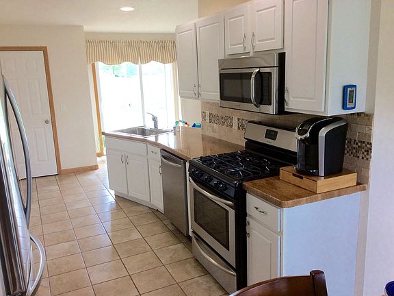 2nd image of 5637 S Lakecress Dr