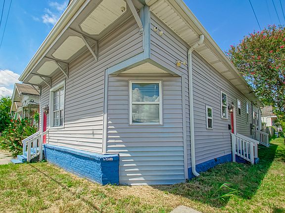 3rd image of 1700 Spain St
