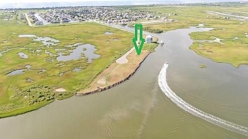 3rd image of 1321 Lagoon Dr