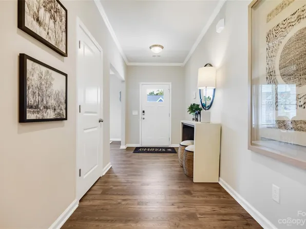 3135 Laurel Brook Dr, Denver, NC 28037