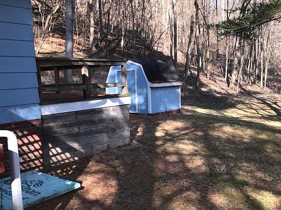 3rd image of 42290 Sunfish Creek Rd