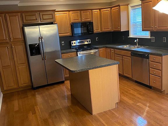 3rd image of 6342 Galleon Dr