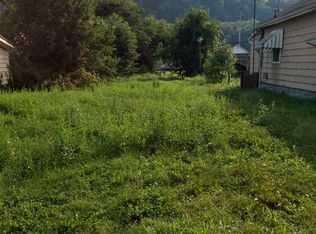 1007 S 8th St, Ironton, OH 45638