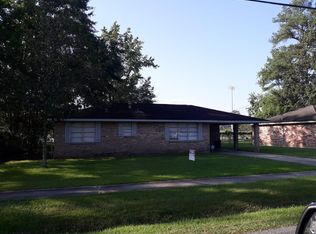 609 E Rome St, Gonzales, LA 70737