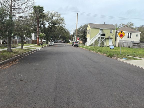 4th image of 3411 Avenue M