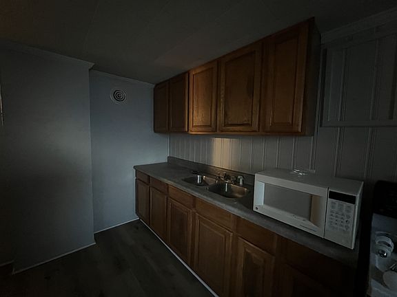 5th image of 605 C St #2
