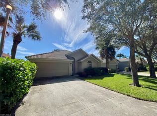 7052 Timberland Cir, Naples, FL 34109