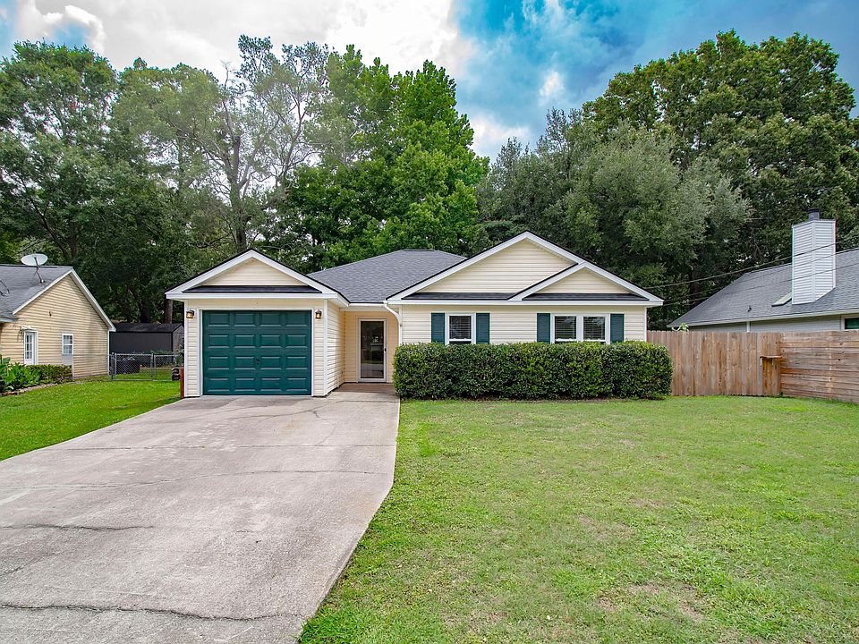 1st image of 2418 Double Oak Dr