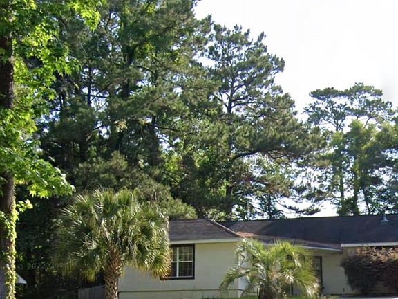 2nd image of 4909 Leah Ln