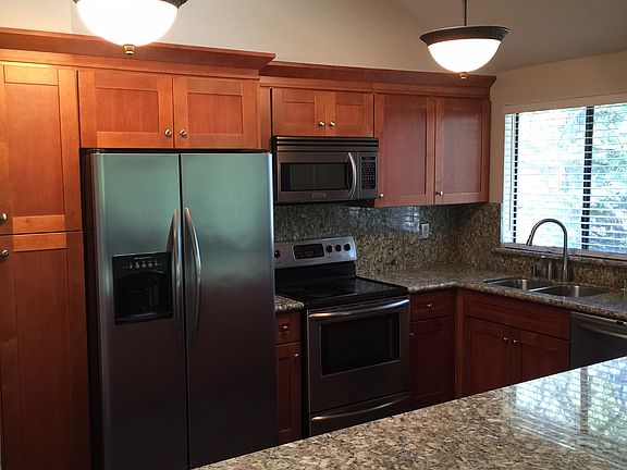 2nd image of 107 Llewellyn Ct