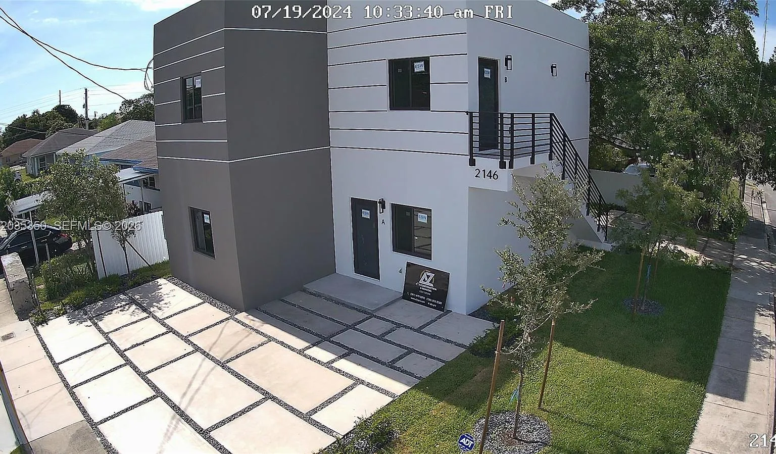 Para Villa Heights — Photo 1