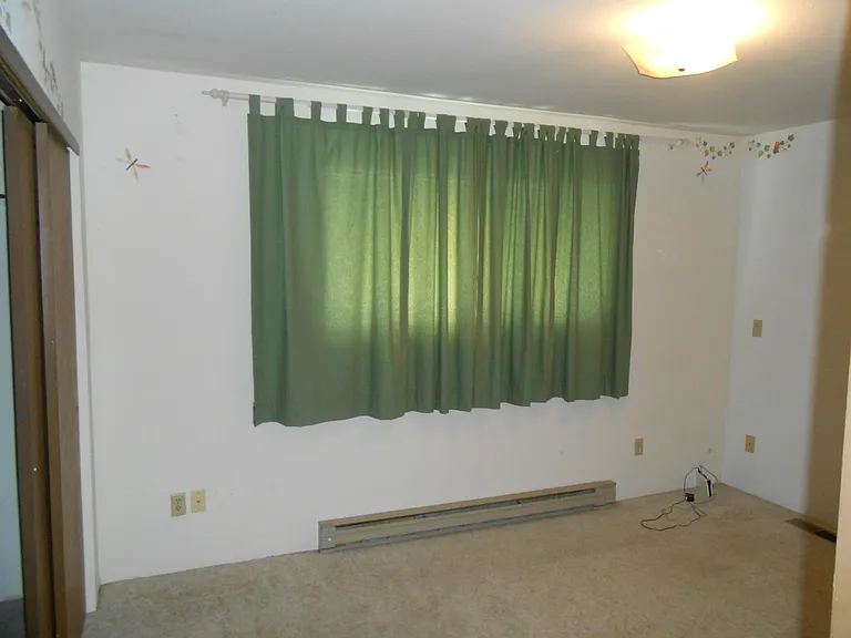 11962 N Hauser Lake Rd — Photo 10