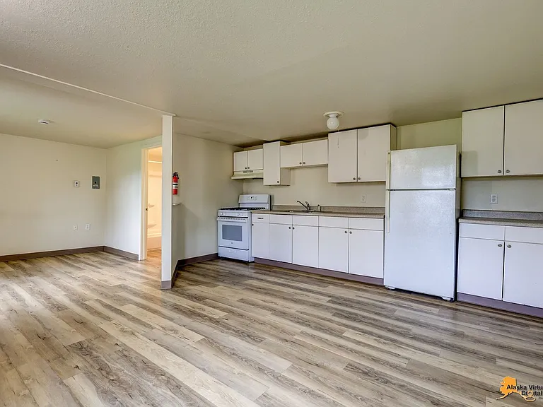 601 N Klevin St — Photo 29