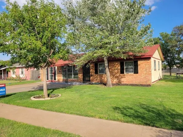 1031 Sunrise Dr, Amarillo, TX 79104