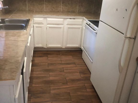 5th image of 6554 Julia Dr