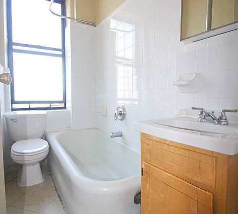 4th image of 3291 Hull Ave #13