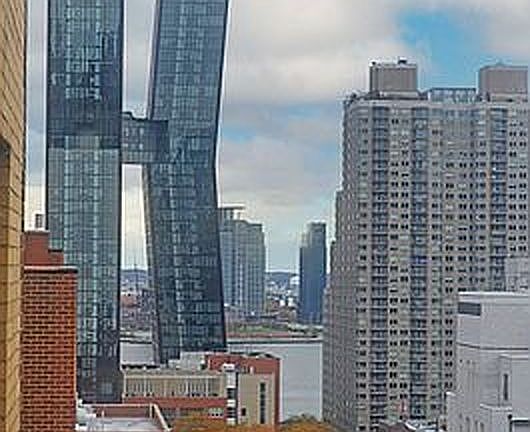 3rd image of 200 E 36th St APT 17-G